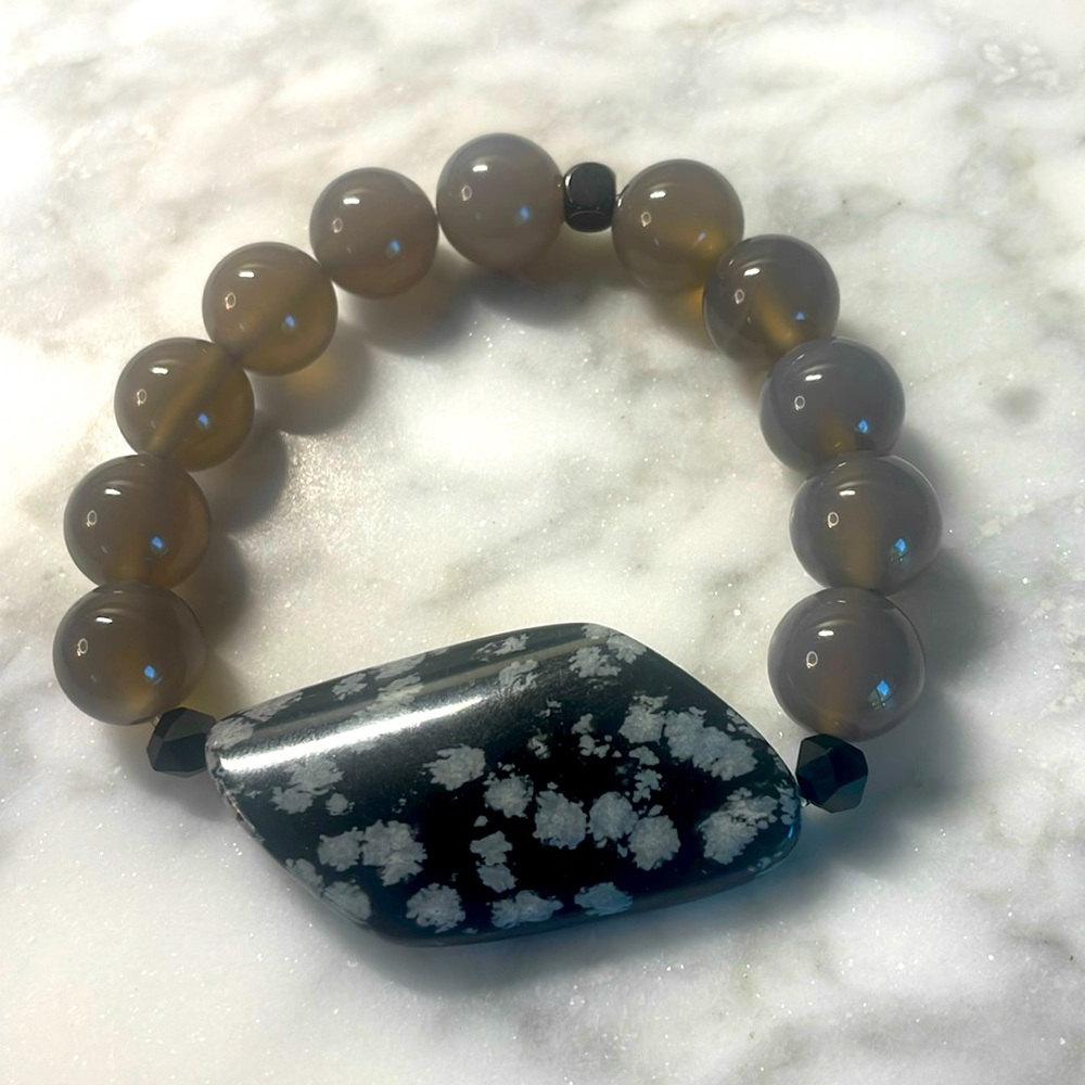 Snowflake obsidian & grey agate bracelet